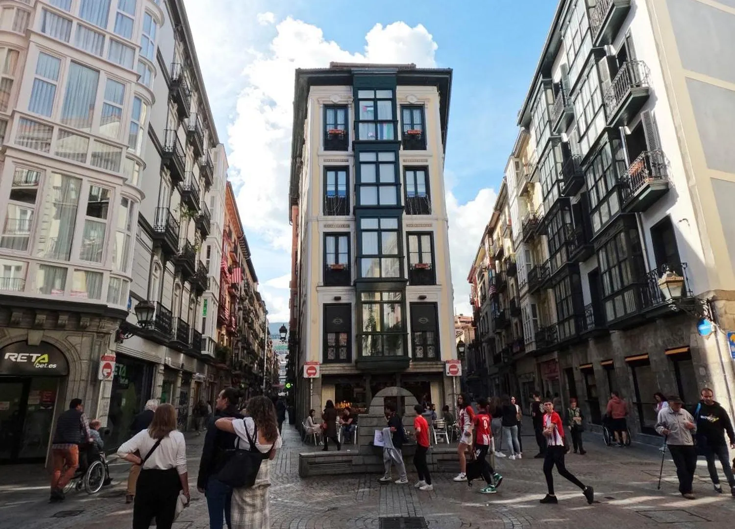 Casual Serantes Bilbao Gæstehus