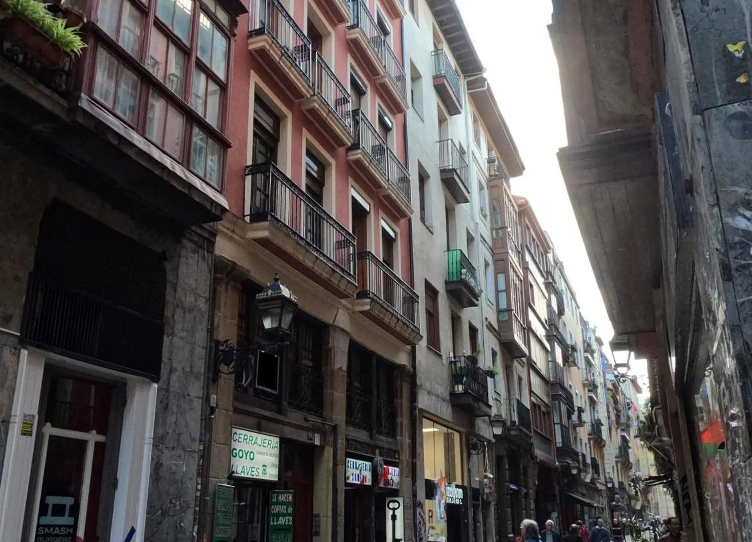 Casual Serantes Bilbao